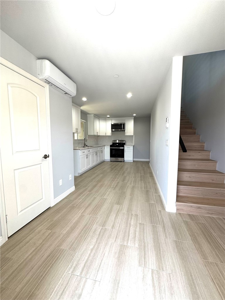 15616 Amar Road I Property Photo 6