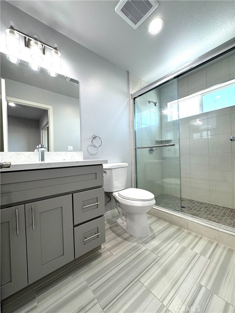 15616 Amar Road L Property Photo 13