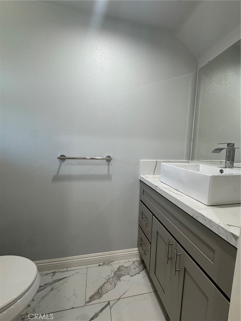 15616 Amar Road B Property Photo 7