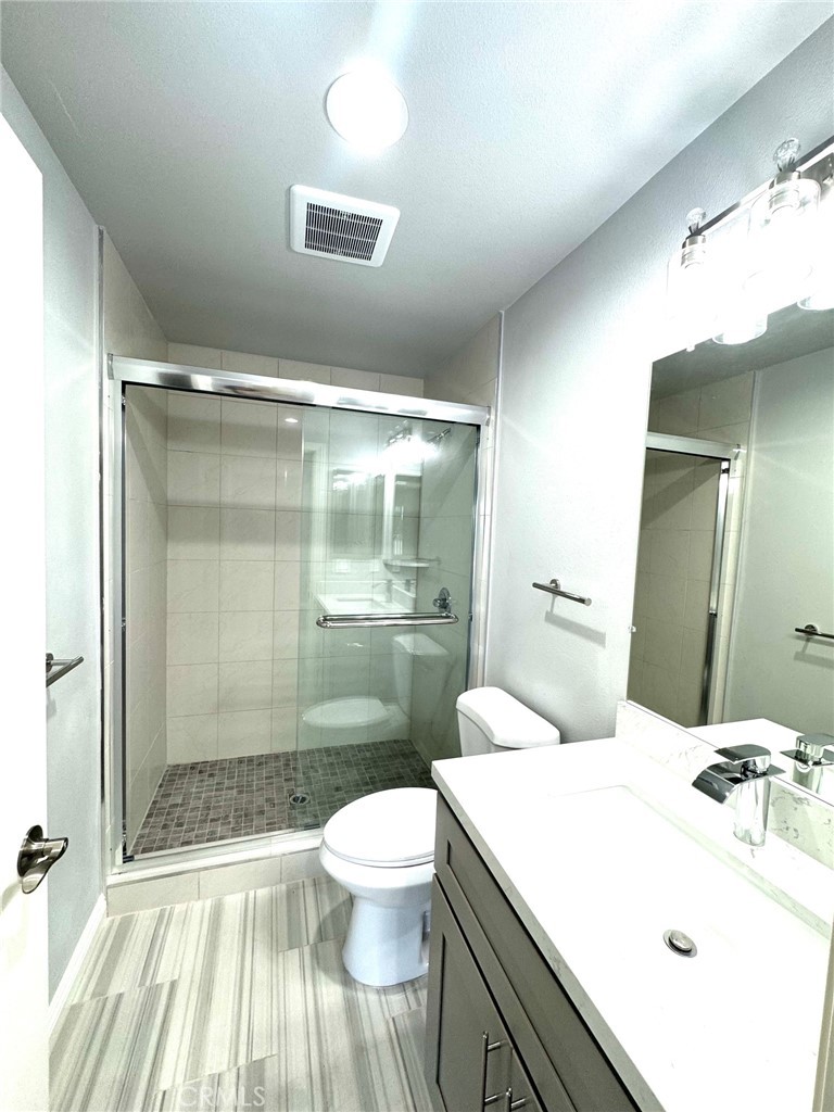 15616 Amar Road B Property Photo 17