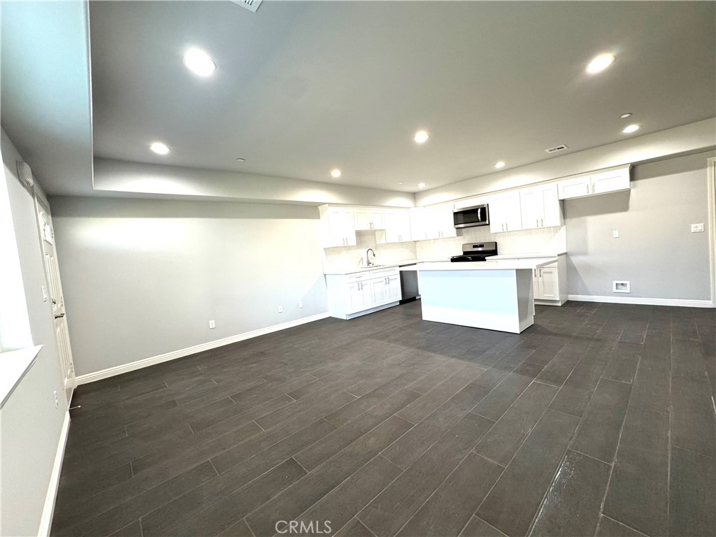 15616 Amar Road C Property Photo 6