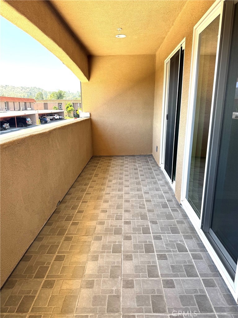 15616 Amar Road E Property Photo 19