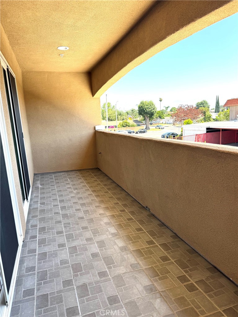 15616 Amar Road E Property Photo 20