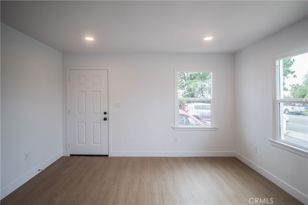 2214 Continental Avenue Property Photo 5