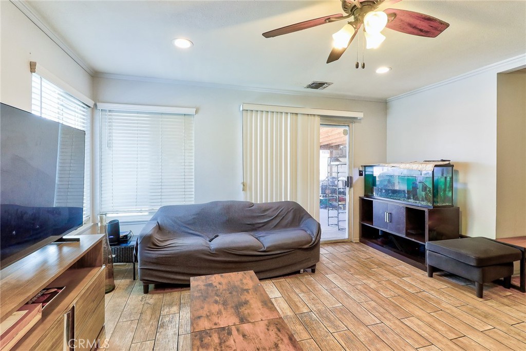 8936 Summerwood Way Property Photo 10