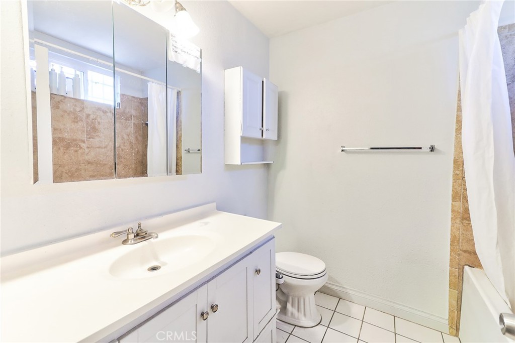 8936 Summerwood Way Property Photo 16