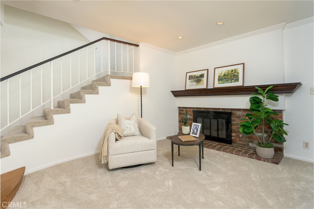 2220 W Silver Tree Property Photo 8