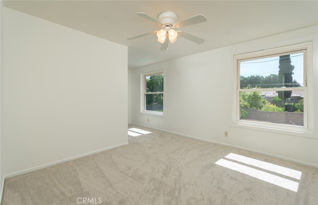 2220 W Silver Tree Property Photo 35
