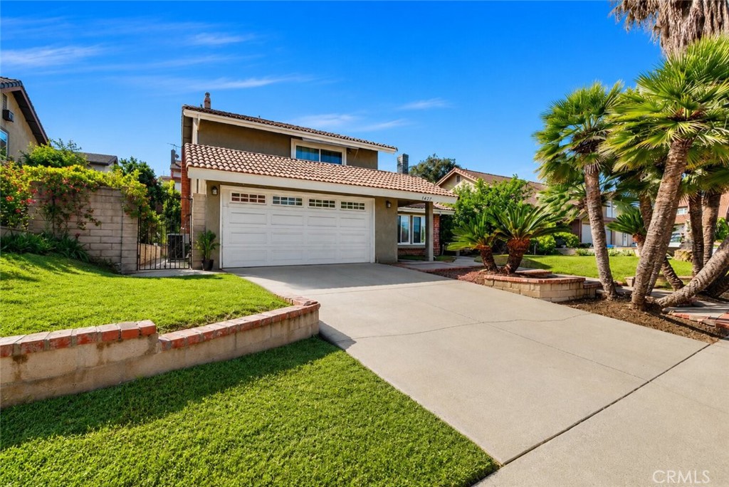 1626 Oxford Court Property Photo 1