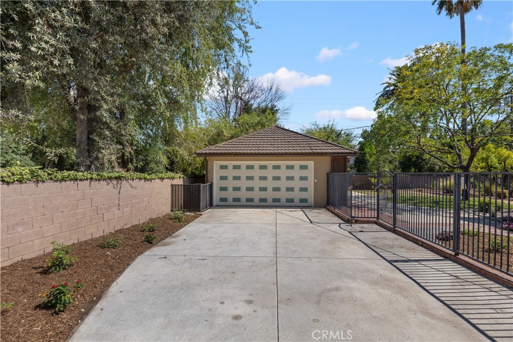 166 W Las Flores Avenue Property Photo 60
