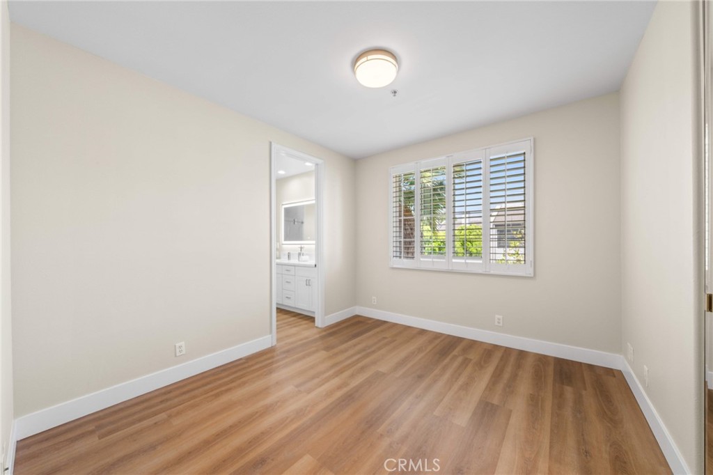 463 Fairview Avenue F Property Photo 25