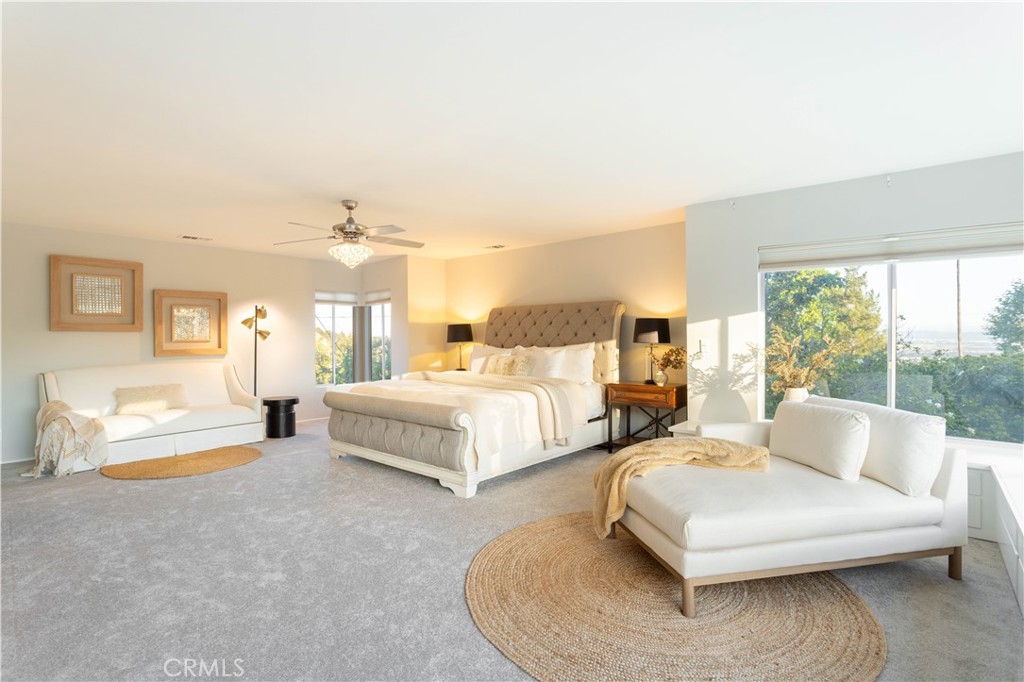 1001 Briarcliff Property Photo 23