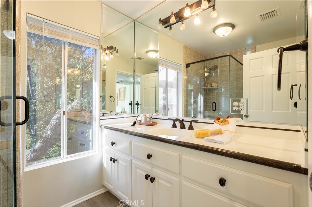 1001 Briarcliff Property Photo 30