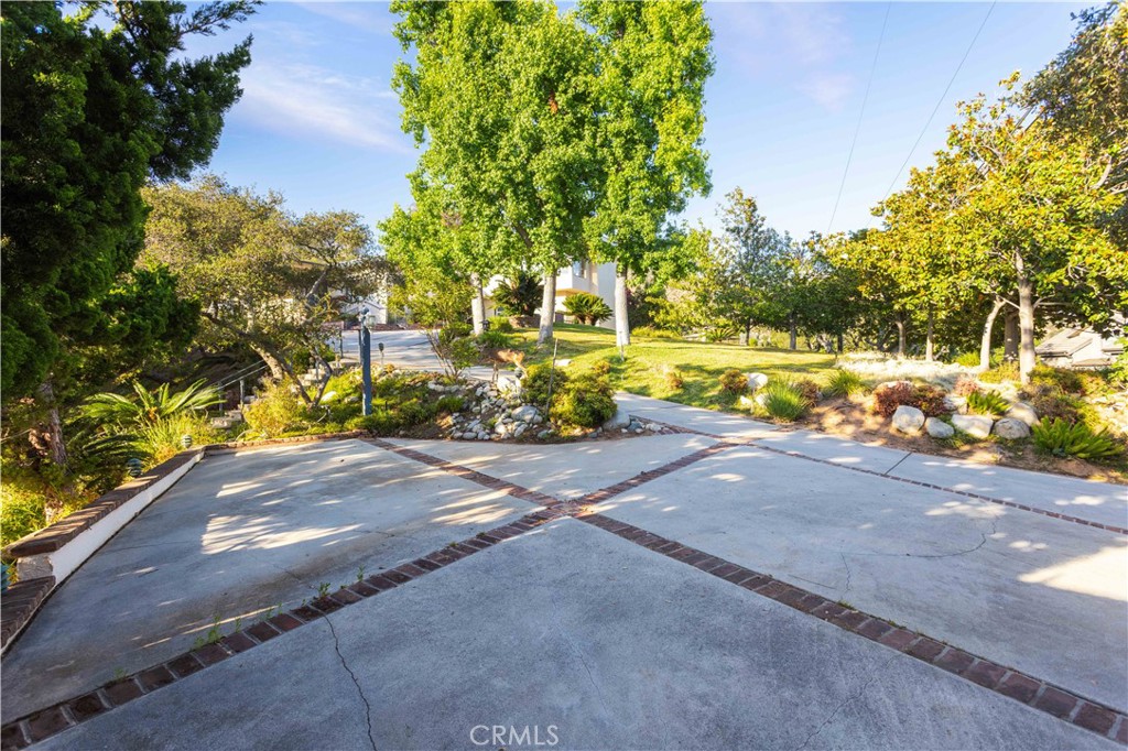 1001 Briarcliff Property Photo 51
