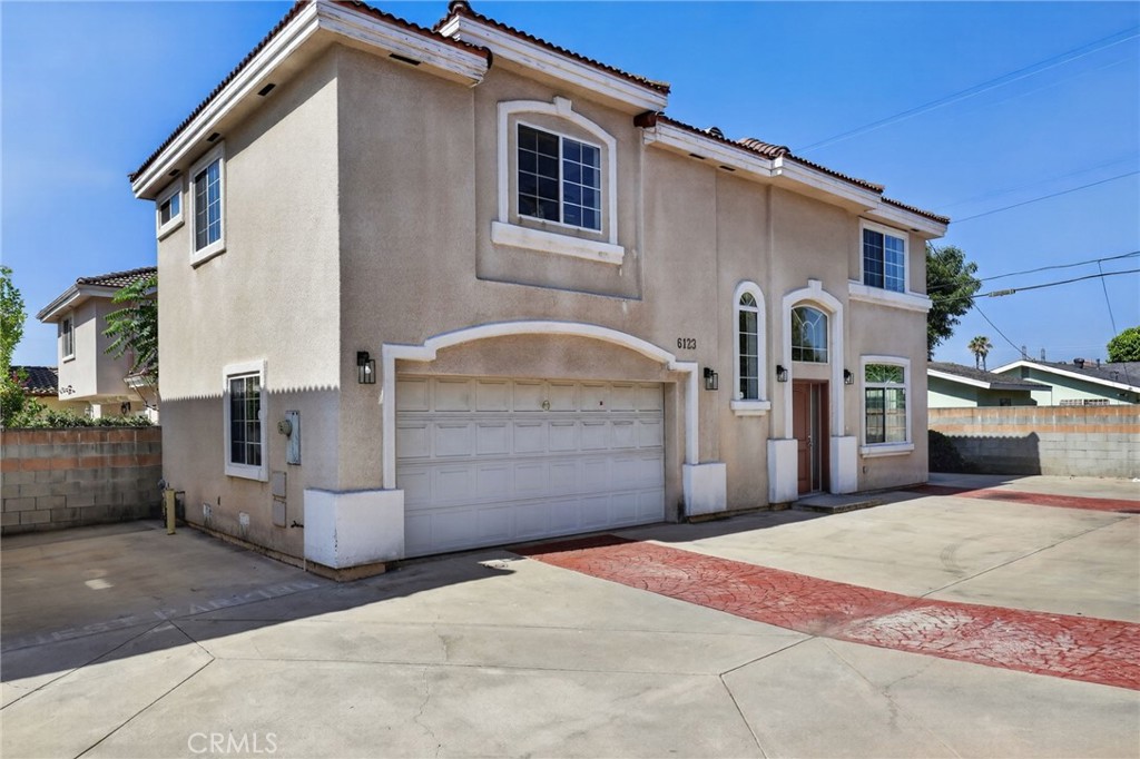 6123 Rosemead Property Photo 2