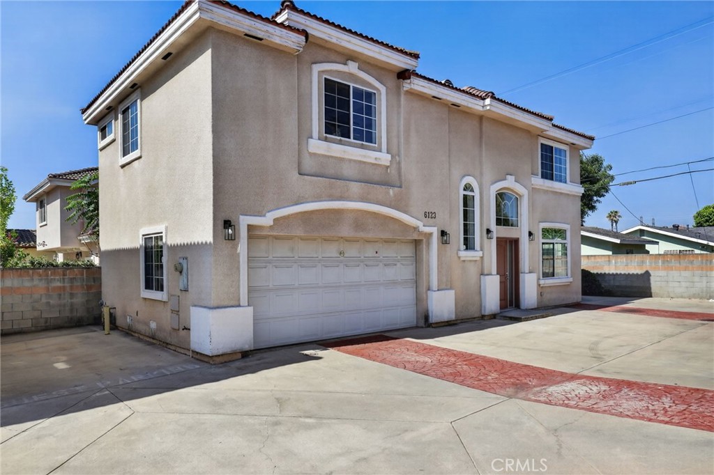 6123 Rosemead Property Photo 2