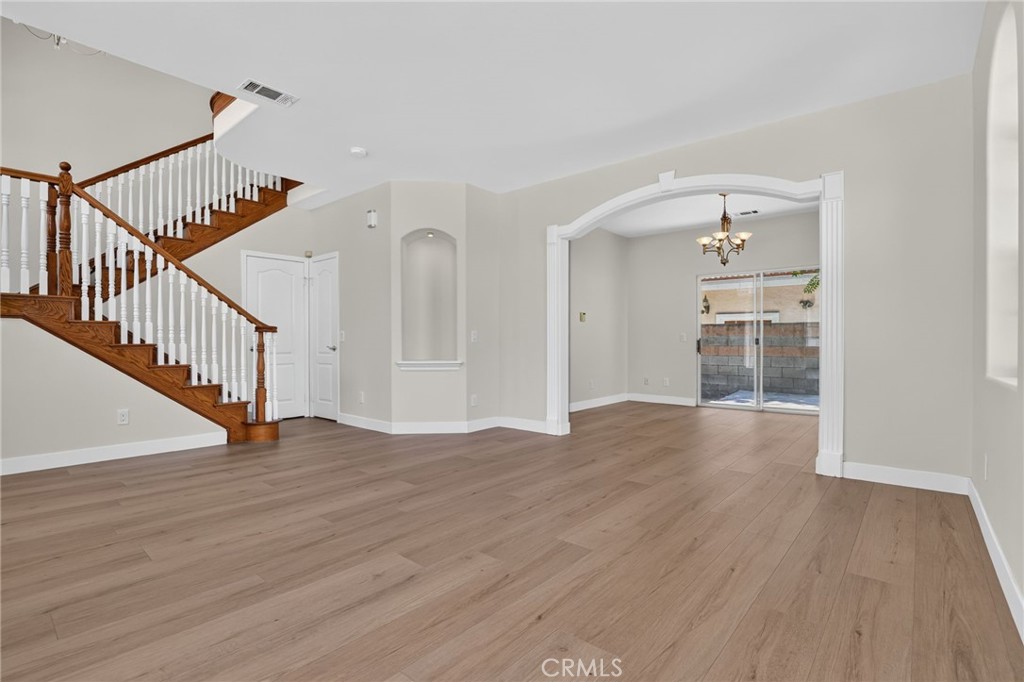 6123 Rosemead Property Photo 5