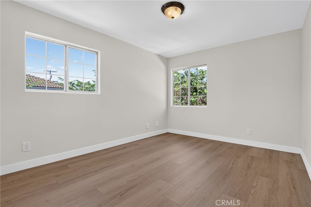 6123 Rosemead Property Photo 18