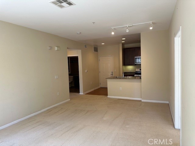 2238 Scholarship Property Photo 5