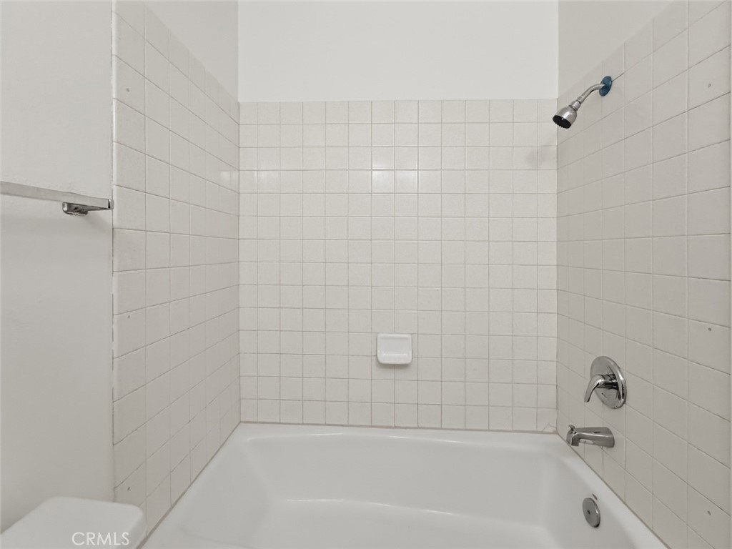 716 New Depot B Property Photo 27