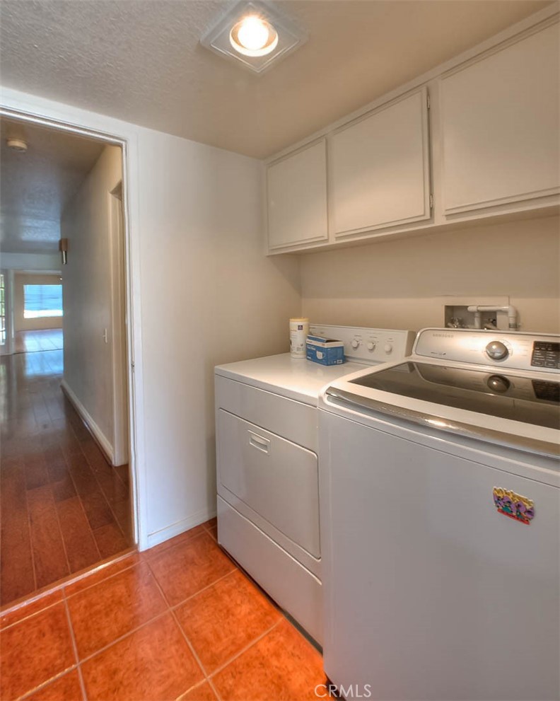 2156 Tomich Property Photo 22