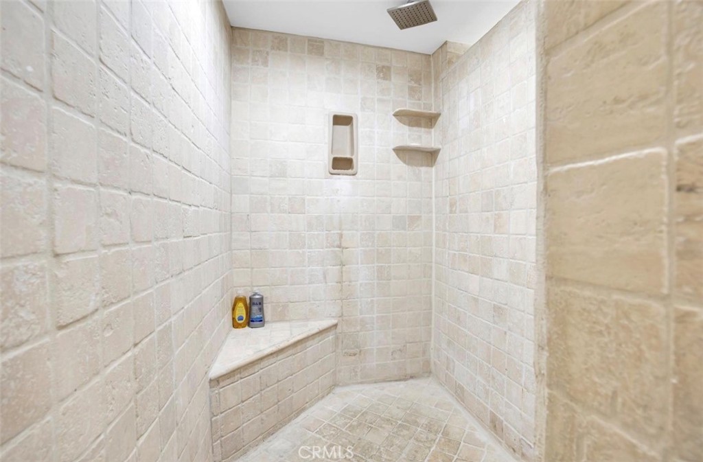 915 Edie Drive Property Photo 14