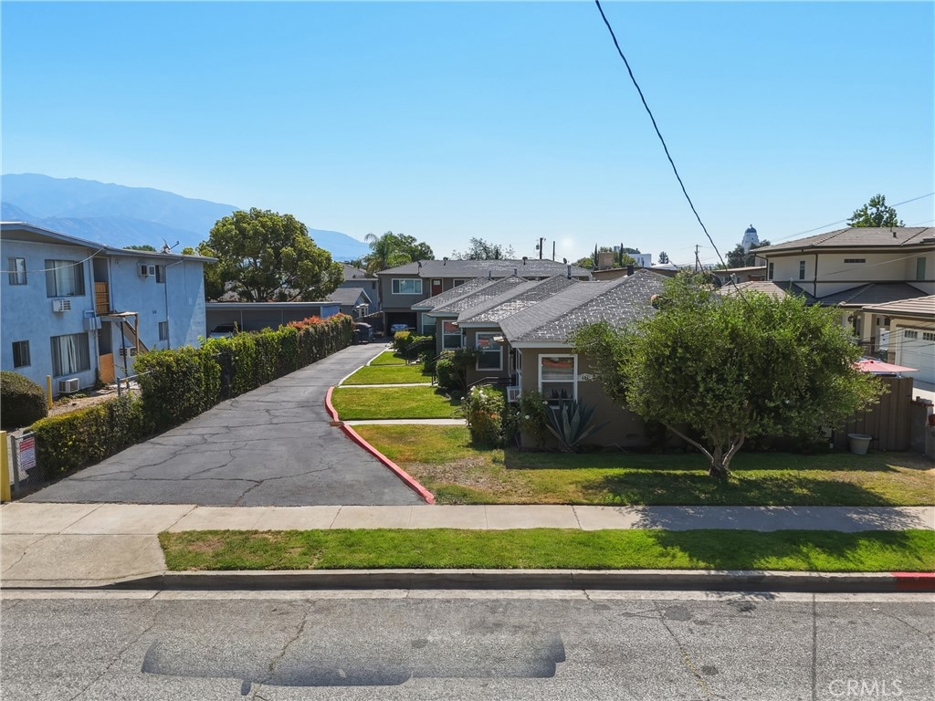 406 S 5th Avenue Property Photo 1