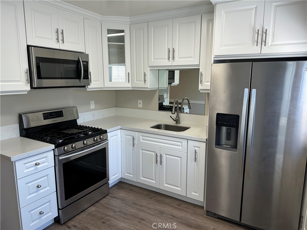 406 S 5th Avenue Property Photo 14