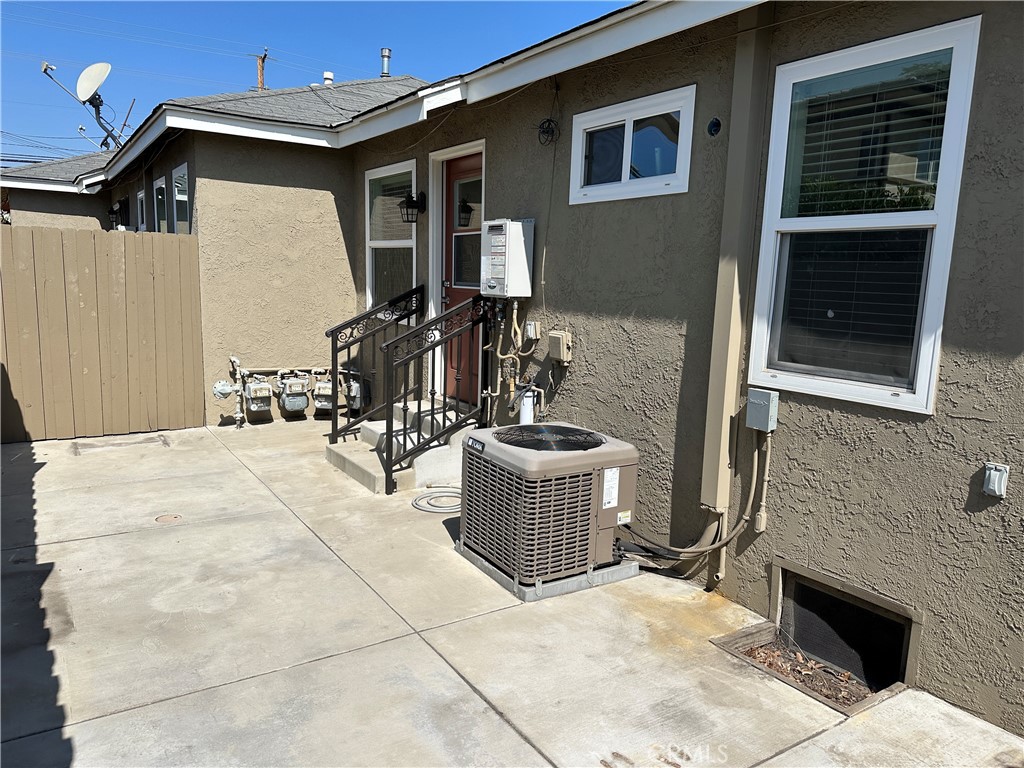 406 S 5th Avenue Property Photo 28