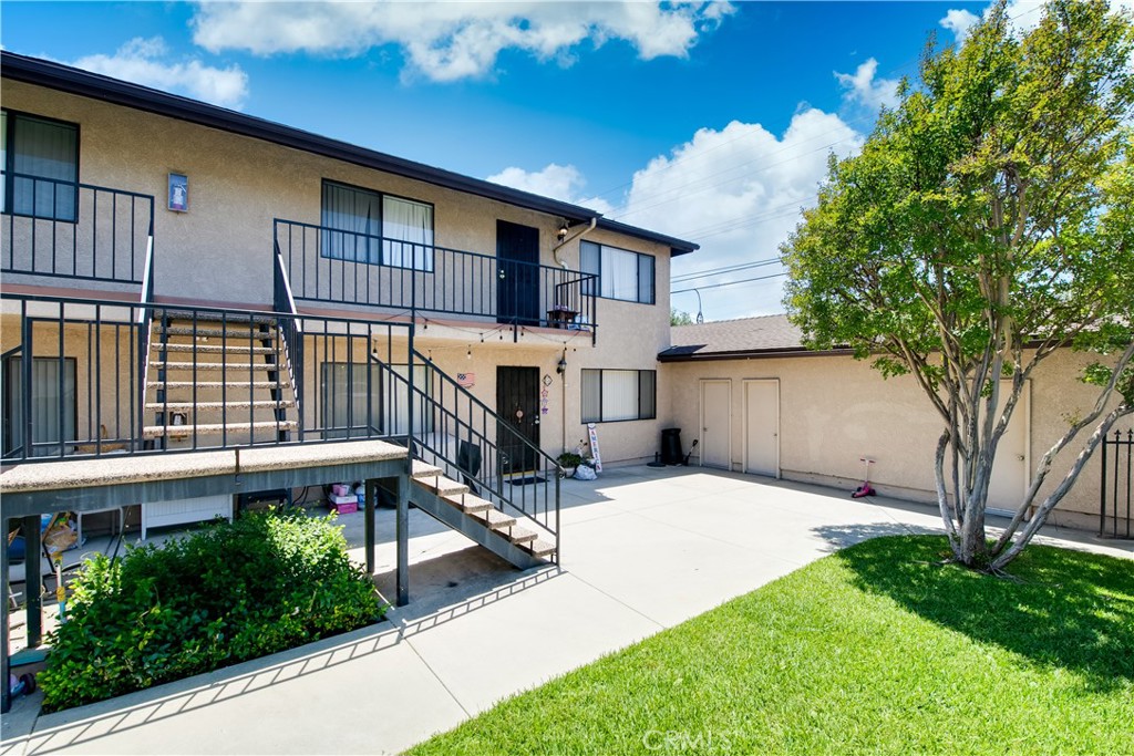 539 N San Gabriel Property Photo 5