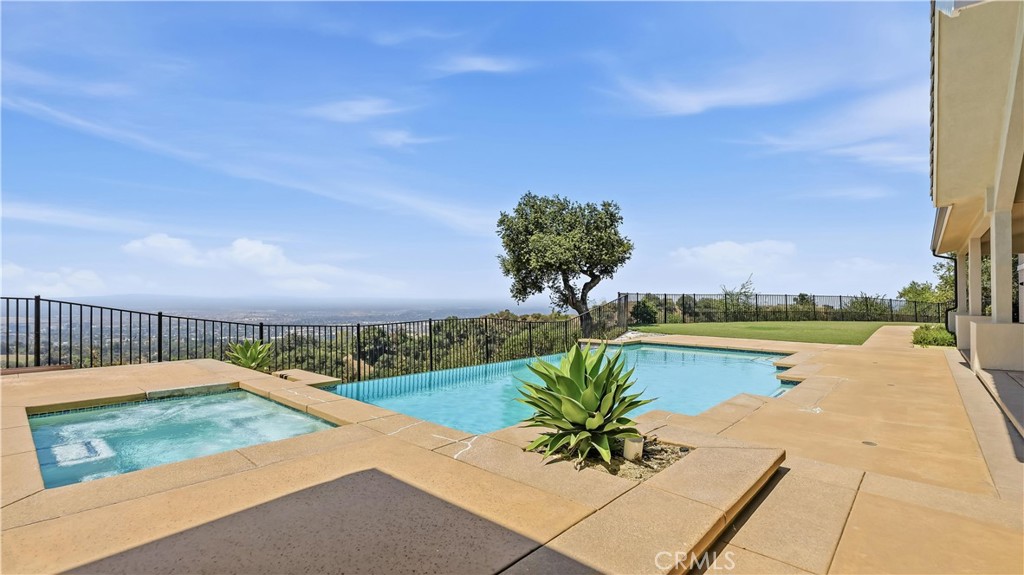 417 Long Canyon Property Photo 32