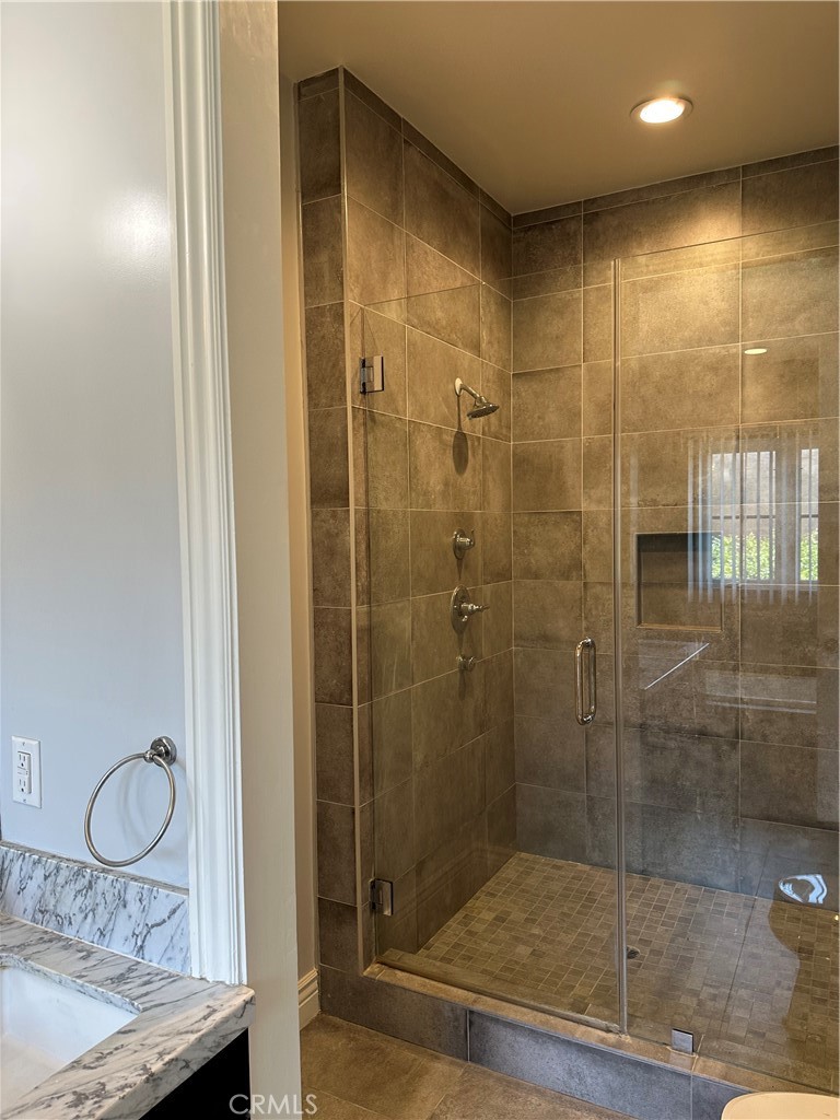683 N 1st Avenue A Property Photo 10
