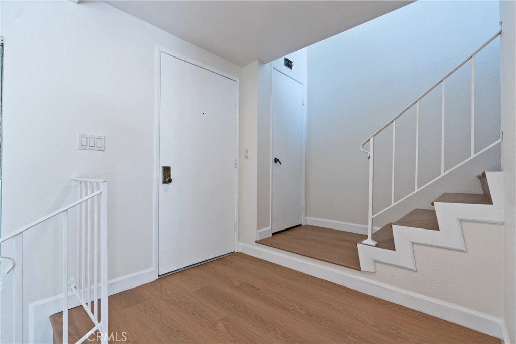 1674 Aspen Village Way Property Photo 4
