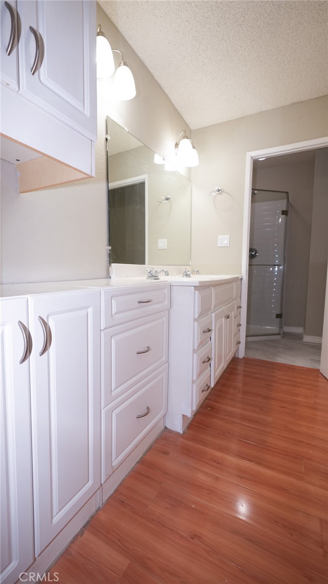 16600 Seville C Property Photo 7