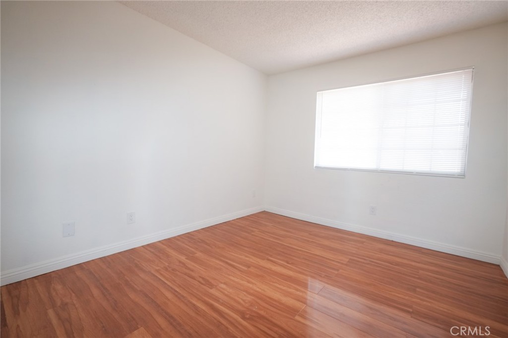 16600 Seville C Property Photo 10