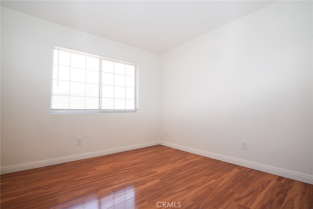 16600 Seville C Property Photo 13