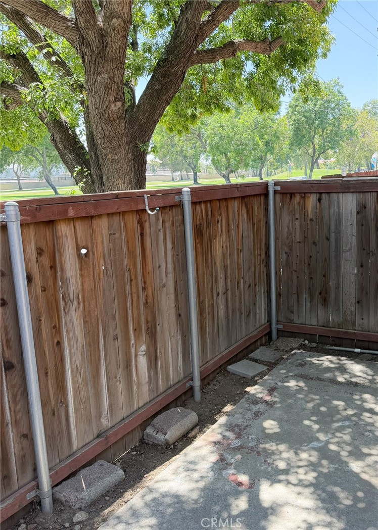 16600 Seville C Property Photo 18