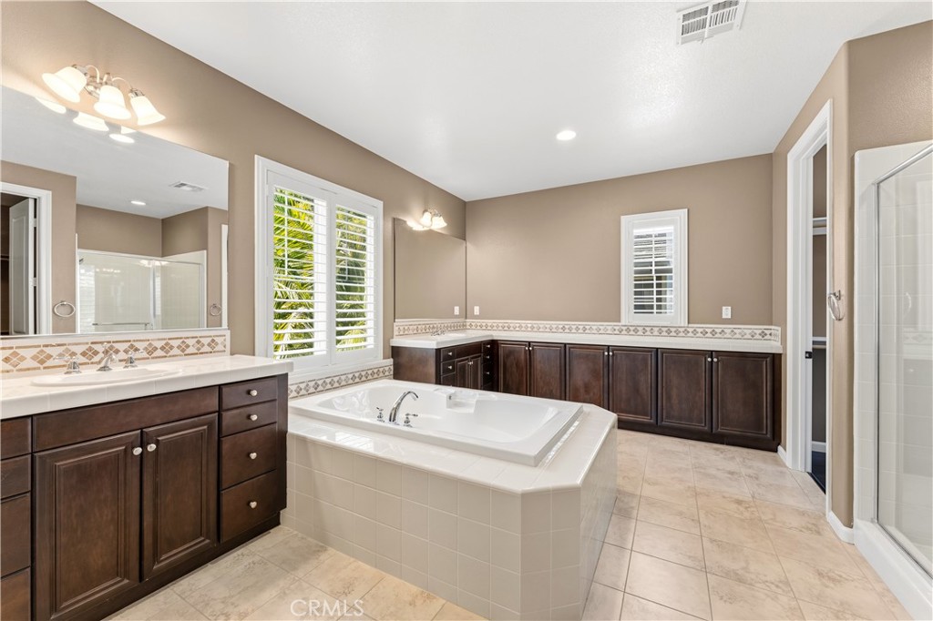 1811 Sheridan Property Photo 12