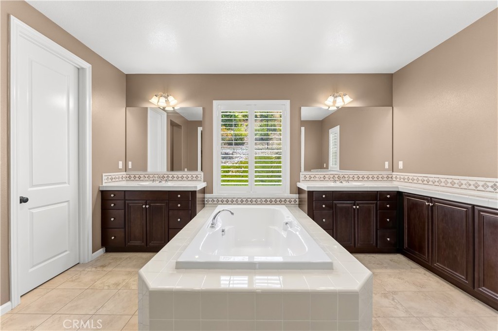 1811 Sheridan Property Photo 14