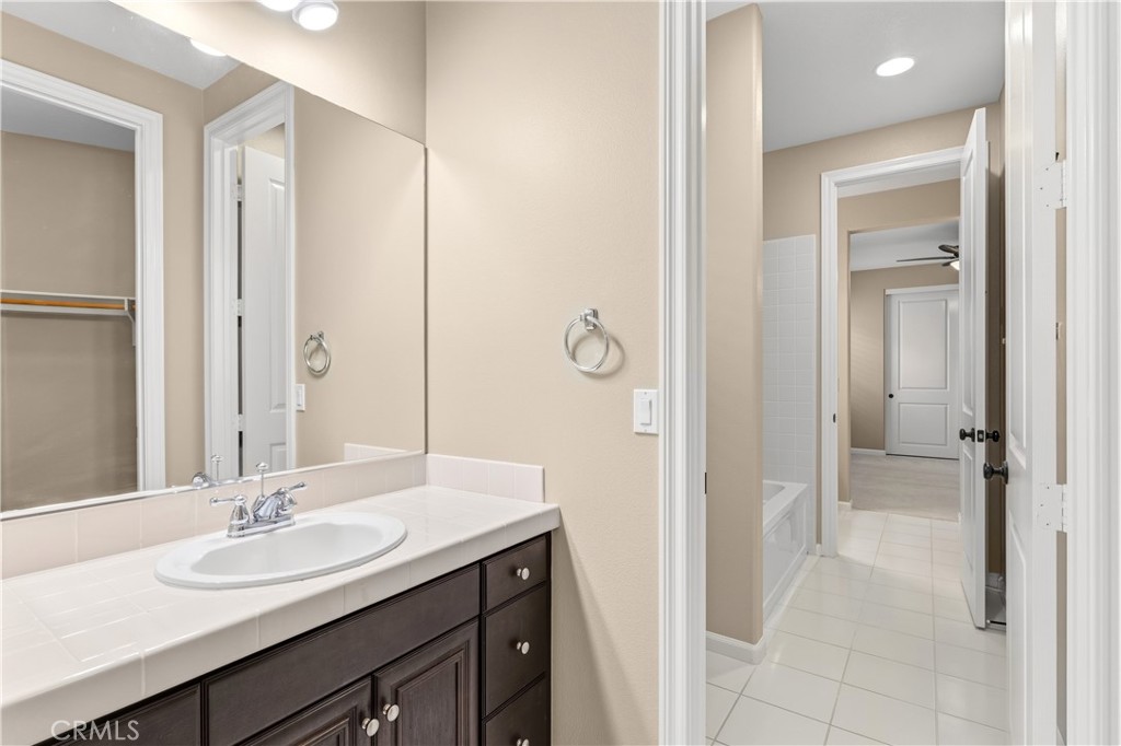 1811 Sheridan Property Photo 18