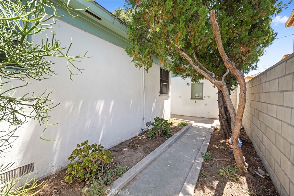 5916 Rosemead Blvd Property Photo 14