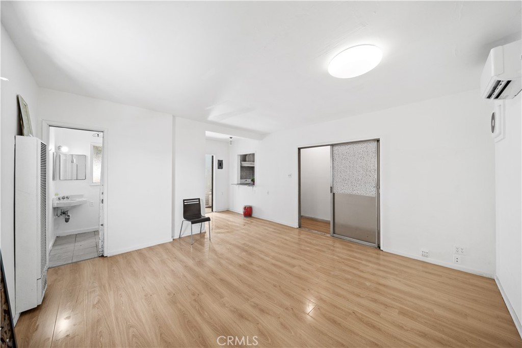5916 Rosemead Blvd Property Photo 18