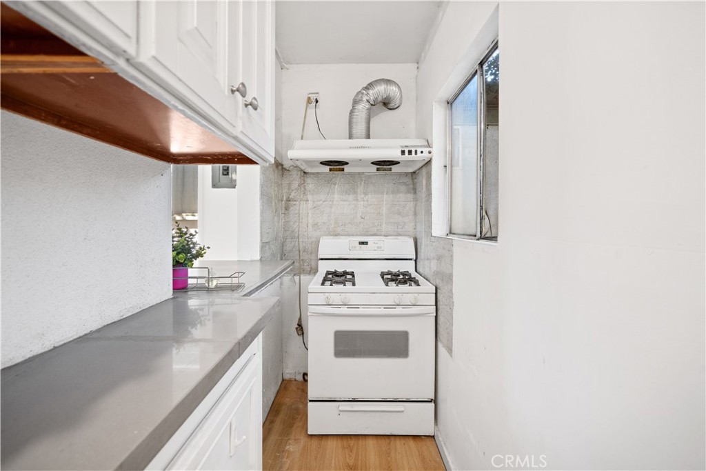 5916 Rosemead Blvd Property Photo 22