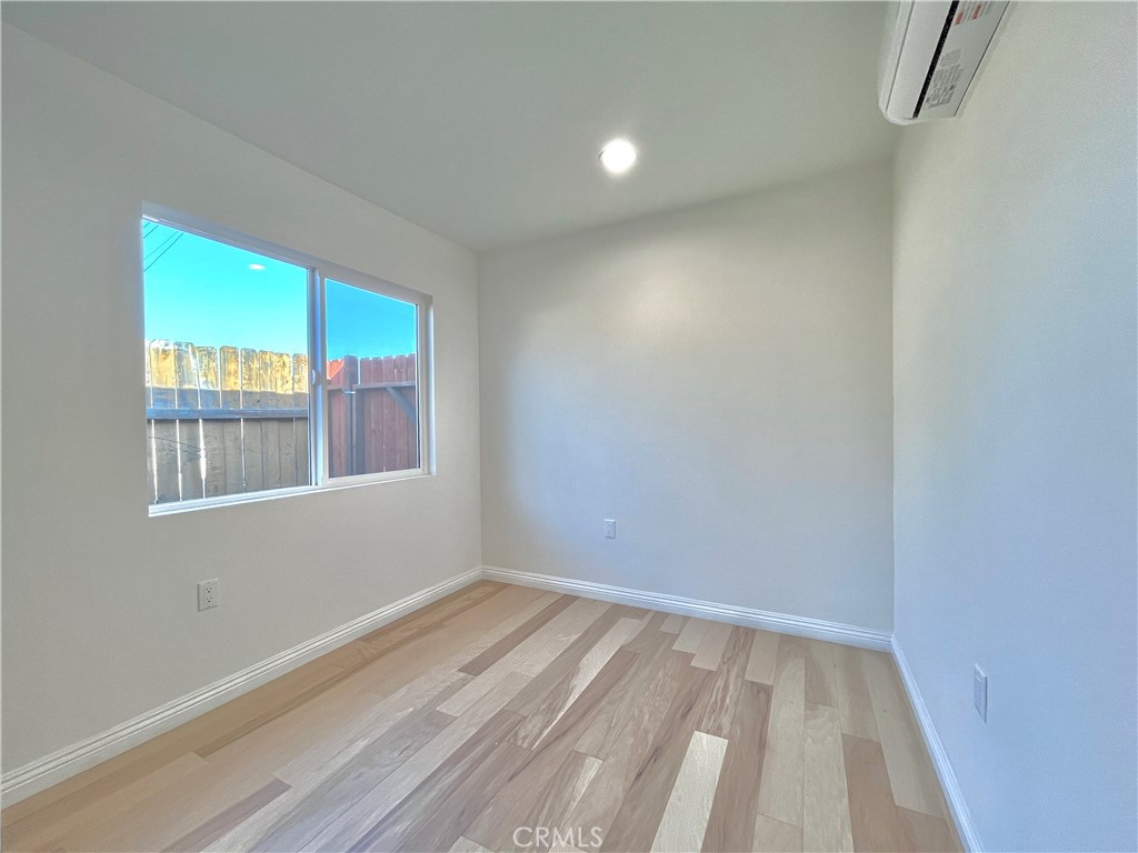 936 E Sandra Property Photo 28