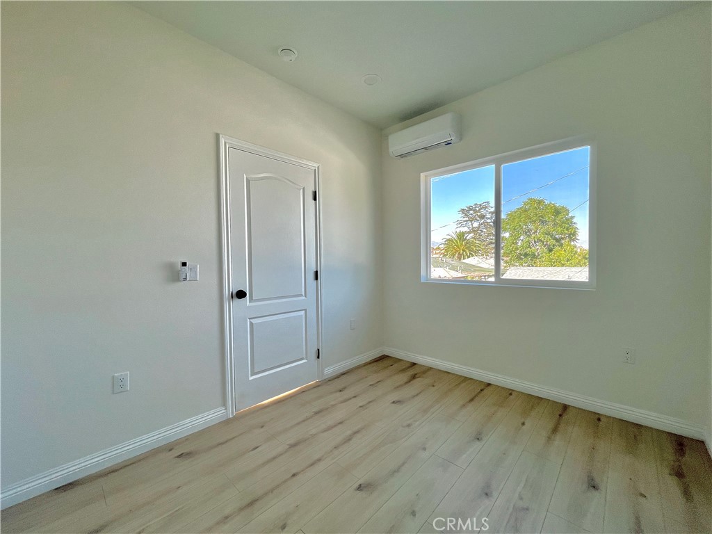 936 E Sandra Property Photo 43
