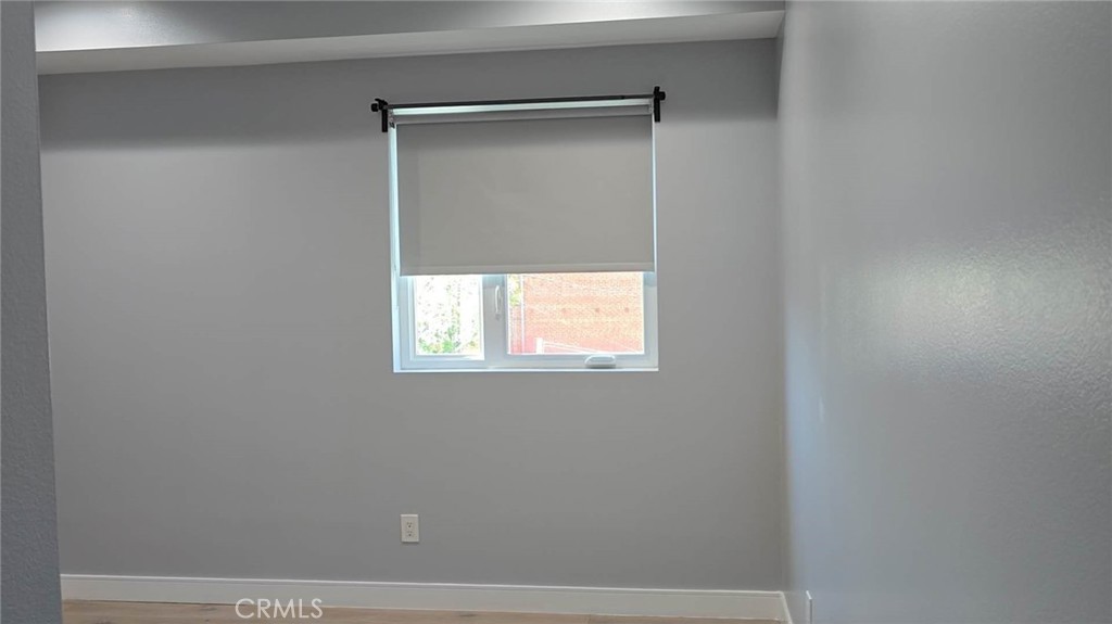 2250 W 14th Property Photo 18