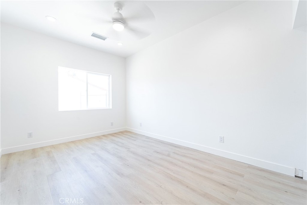 9473 Palm Drive Property Photo 6