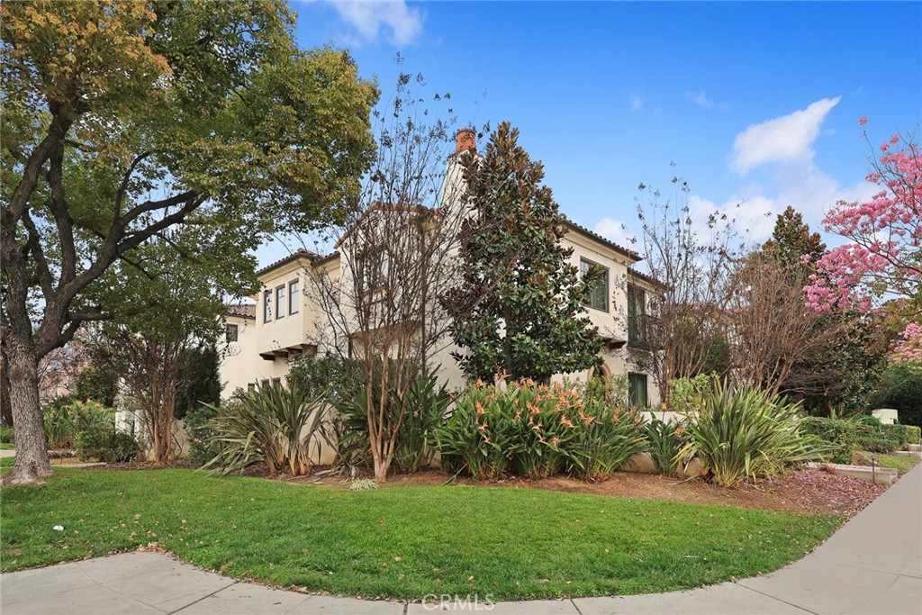 1088 Sunset Boulevard A Property Photo 3