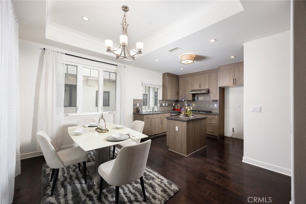 1088 Sunset Boulevard A Property Photo 12