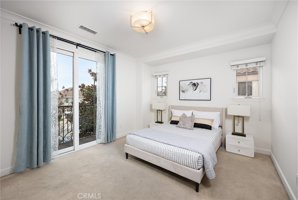 1088 Sunset Boulevard A Property Photo 20